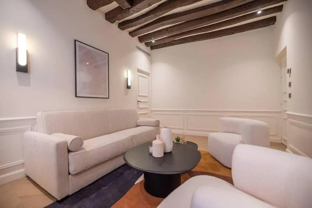 Luxury One Bedroom Flat Near Le Louvre I Paris 0*,